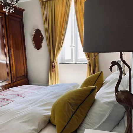 Boutique Town House بيت للعطل